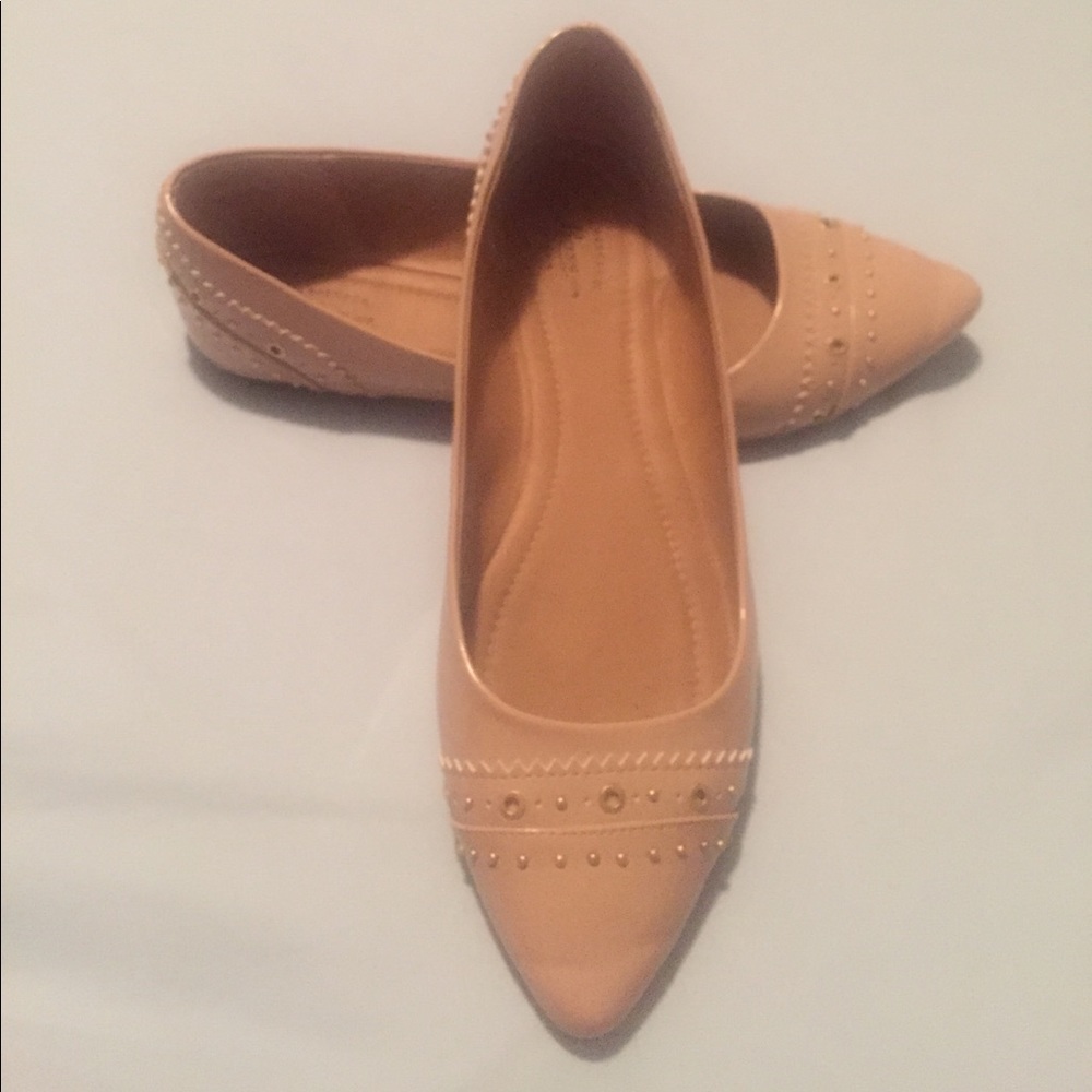 Nude Bass flats